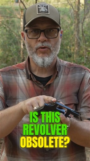 Snub Nose Revolver Test: Is This 5-Shot S&W Still Worth Carrying? #edcgear #shorts #defense