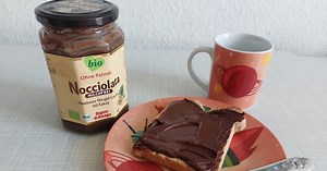 Für Schoko-Nussliebhaber*innen: 17 leckere Nutella-Alternativen im Geschmackstest