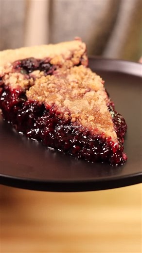 Rian Meck Cooks on Instagram: "Making marionberry pie for dessert 不 Have you ever had a marionberry?? Comment “pie” if you want me to send you the direct link to the recipe! (Must be following) Otherwise, click the link in my bio to find the full recipe :) #food #baking #pie #insta #reel #foodstagram #explore #explorepage"