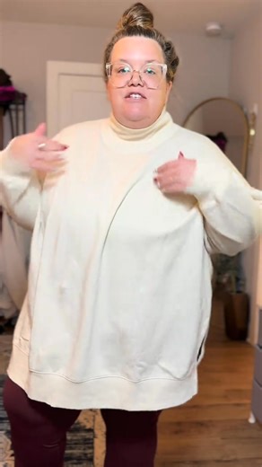 This sweatshirt comes up to size 4X! #plussizeclothing #plussizeclothes #plussizefashion #plussize #fashion #clothing | That Plus Size Girl