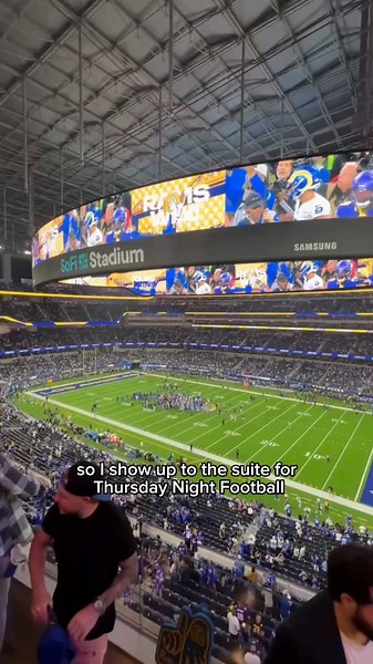 Unforgettable Game Day Experience in a VIP NFL Suite