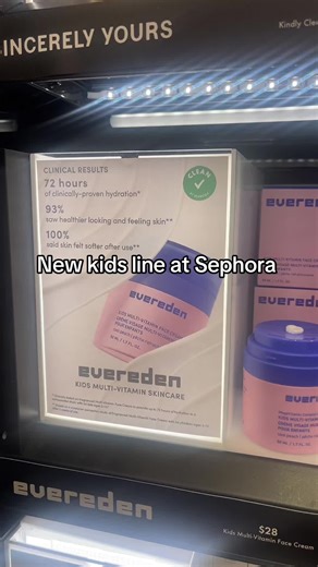 New line for kids at Sephora, as you all know now kids love to come into Sephora all the time now due to the influence of social media. This is great for that! #everdenskincare #sephora #skincare #kidsskincare