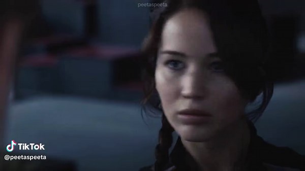 seeing wicked for good today 🤩💚🩷 - scp : @star || god0fhammers - #fyp #fypシ #fypシ゚viral #thehungergames #wicked | the hunger games catching fire mockingjay bosas sunrise on the reaping katniss Everdeen rue katniss and rue wicked wicked for good glinda