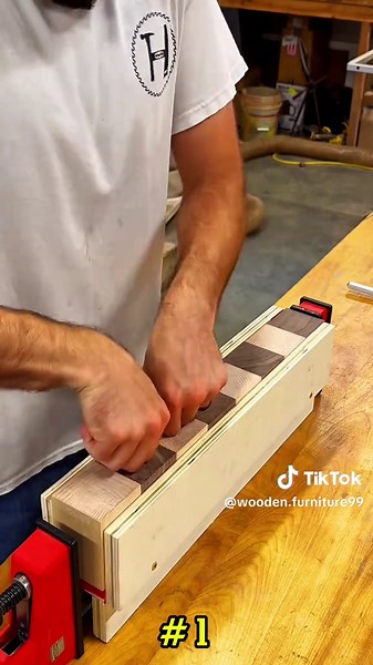 Luxury 3D Chess Board: Solid Wood Carpentry for Home Decor