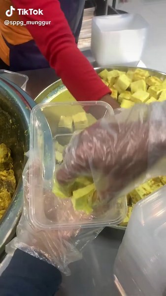 Menu Keringan Ayam dan Tahu Ungkep 9 Maret 2026