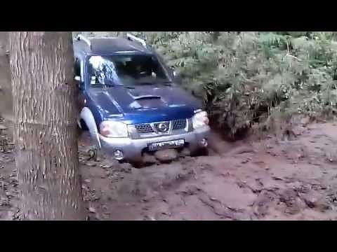4x4 nissan navara d22