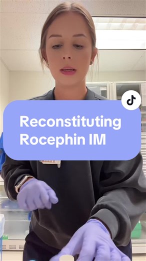 Rocephin/Ceftriaxone is one if the most common antibiotics used in the ER, typically for UTI’s! #nursesoftiktok #nurse #nurselife #nursetok #nursing #registerednurse #emergencydepartment #emergencyroom #emergencyservices #emergencynurse #nursingstudent #nursingschool #ernurse