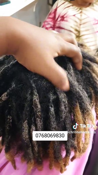 Idées de coiffures faciles pour les filles avec des locks