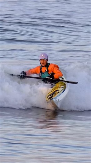 Eric | Amazing 🤩 Awesome moves by @cae.lin of the @swell_pirates at JR last week. After getting back surfed in the foam, she waited until the... | Instagram