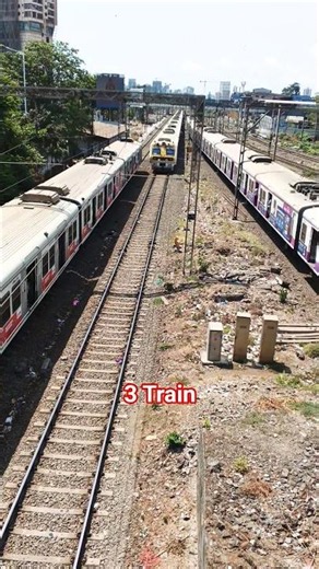 Mumbai local train ka सफर।। travelling struggle in mumbai #localtrain #indiantrains #mumbaimetro
