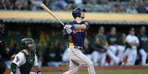 Tucker leaves no pitch safe, crushes three homers in career night