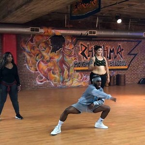 281K views · 4K reactions | GOOD MORNING!!!! #DanceYourPoundsOff Style!!!!! @asuhoneybeez where y’all at  | Dance Your Pounds Off LLC | Facebook