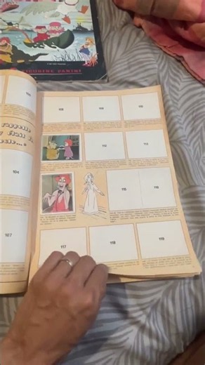 Splendid PANINI BERNARD ET BIANCA album from 1977-78, impeccable condition!!
