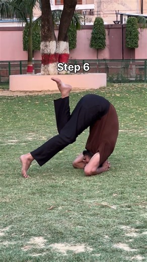 Headstand in 8 Easy Steps 🤯 (Beginner to Pro) #shorts