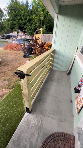 Nice little gate to stop runaway  酪 | Project Pat | Facebook