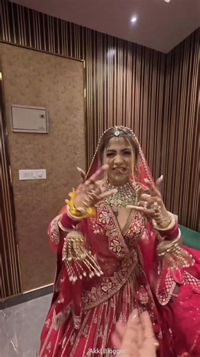 Professional Royal Wedding Entry 👑| Grand Bride & Groom Entry 2026 ✨ | Luxury Indian Wedding #Shorts