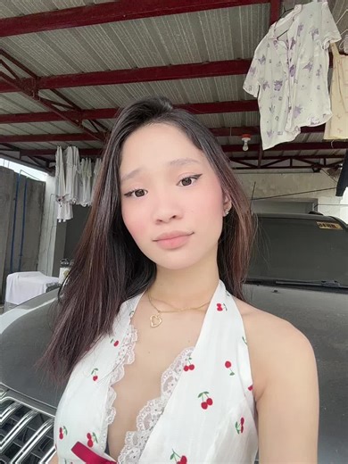 Tongue Smiling Trends on TikTok 2025