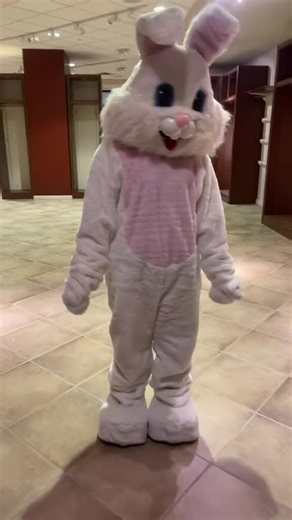 cali (@calliopeepee)’s videos with original sound - hannipham