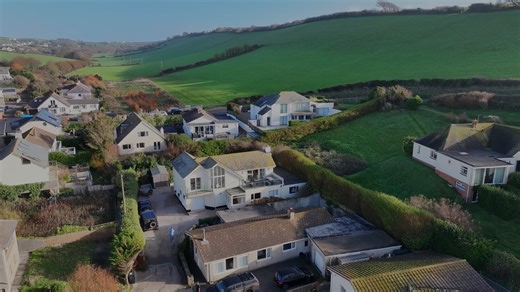 Strutt & Parker - Lodge House