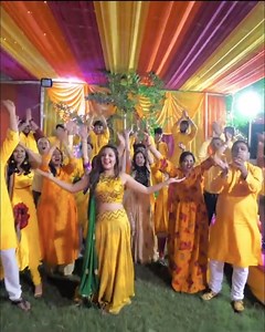 9.6M views · 202K reactions | Ladki ki Shadi ma puri family ka Oosm Dance ❤ www.instagram.com/oosm.dance | We Love Oosm Dance | Facebook