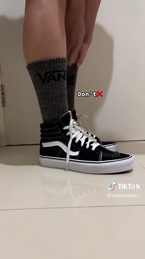 How to wear socks with Vans Sk8 Hi #fypシ #vans #fypage #vanschallenge #foryoupage