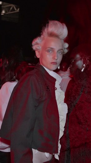 H&M&YOU&I: A reinterpretation of the fashion show.