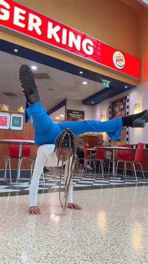 Flexi-Dance! #mostflexiblepersonintheworld #dance #flexible | LIBERTY BARROS