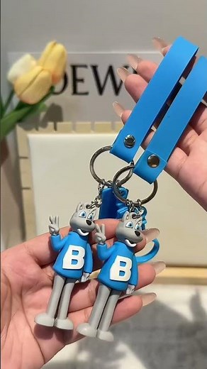 How PVC Keychains Are Made – Behind the Scenes!
