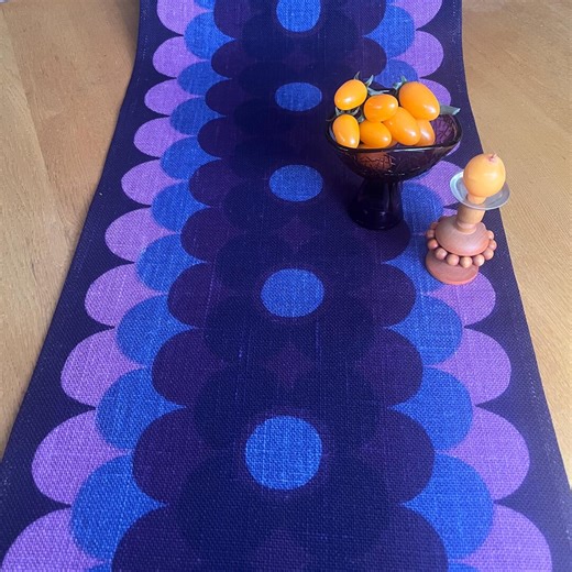 Hand Printed Table Runner. Made of Jute/burlap. Never Used. From the 1970s. Flower Power Pattern. 4 Different Purple. Swedish. - Etsy