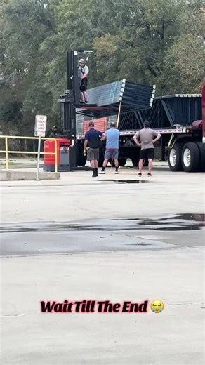 Unexpected Song Sound Effects You Need to Hear