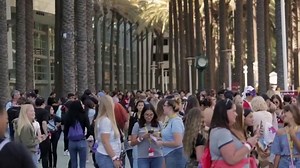 VidCon TV Spot, '2022 Los Angeles: Anaheim Convention Center'