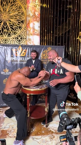 Levan Saginashvili vs Bob Sapp Armwrestling Highlights