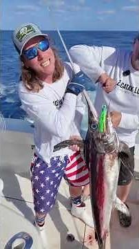 🎯 Daytime Swordfish Catch with the XS Roach!