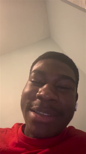 What does a clock do when it’s hungry jokes? | Sivory