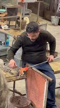 making a horse out of glass