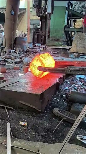 Creating Flanges Using Iron Billet #iron #flange