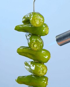 ハムのクリームコロッケ。スペイン風、だけど巨大 レシピはこちら https://www.chietoku.jp/hamu-kuri-mukorokke-resipi/ | ちえとく