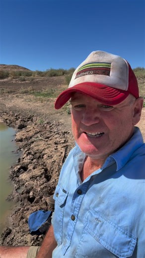 Joe - farmerpride on Instagram: "Water=Life=blue stripe.Budget beauty tips. New skin product. Da^mmud. #flytheflagforag"