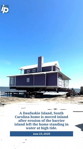 A number of homes on Daufuskie Island are imperiled by rising tides and extreme erosion. Some homeowners are electing to move their homes to higher ground. Read the full story here: bit.ly/4lfPlib #SouthCarolina #BeachHouse #Environment #DaufuskieIsland #HiltonHead #Lowcountry | The Island Packet