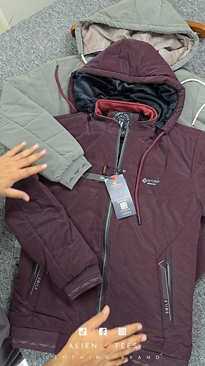 এই শিত এ নিন সফট চাইনিজ ফেব্রিক্স এর জ্যাকেট . বাতাস প্রবেশ করবে না আর দেখতে ও ক্লাসি ও কম্ফরটেবল । সাইজ : XL, XXL 𝕆𝕌𝕋𝕃𝔸𝕋𝔼 ☎️01723 - 941939 A L I E N T E E S ৩২৫/B যাত্রাবাড়ী চৌরাস্তা , ঠিক যাত্রাবাড়ী থানার মেইন গেট এর বিপরীত এ । https://www.facebook.com/reel/964932715047039 | Alien Tees