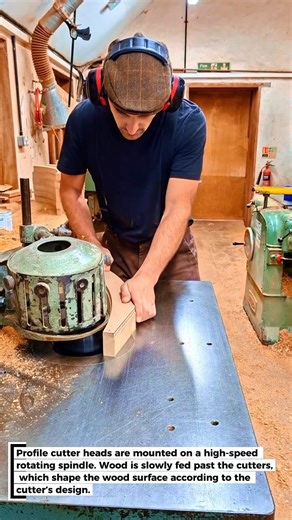 Spindle Moulder: Create Precise Wood Shapes!
