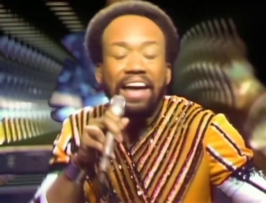 Earth, Wind & Fire - September #70s #disco