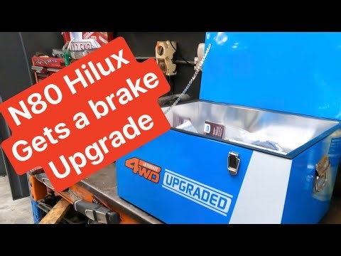 N80 Hilux gets the Bendix 4wd brake upgrade ‪@bendixvideos‬