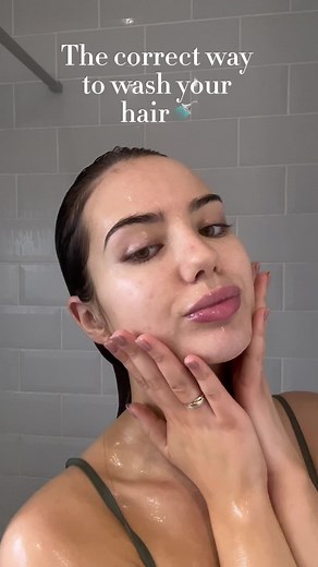 Wash my day 7 hair with me after having an oil mask in, ready for a new week 🥰 #haircare #healthyhair #hairwashroutine #healthyhair #hairroutine #haircare #hairwashday #hairwash