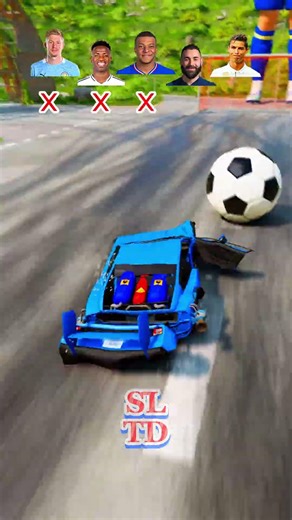 BeamNG Apple Football with Ronaldo 🍎⚽ #beamngdrive #cargaming #ronaldo #shortvideo