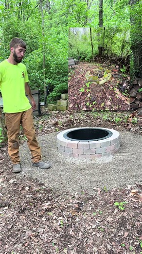 Out with the old in with the new 🔥👀💪🏼#Landscaping #fyp #contactustoday📞☎️💻 #bussinesonwer