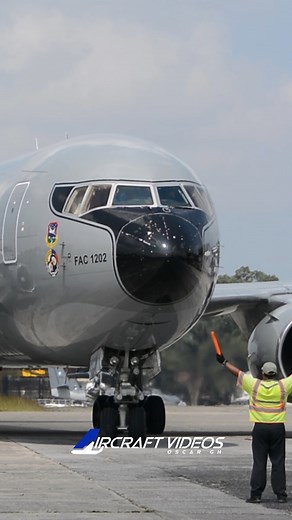 Fuerza Aérea Colombiana FAC 1202 (Jupiter) Boeing 767-2J6(ER) 14 nov. 2020 Rampa de la Fuerza Aerea Guatemalteca | Oscar Guillen