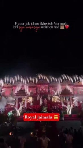 Royal Jaimala Ceremony | Divine Bride & Groom Varmala Moment | Luxury Indian Wedding