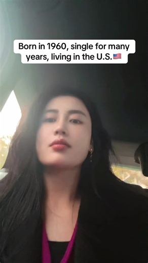 Single Women Over 60 in the USA: Finding Love Today