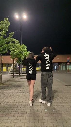 Top Selling Oversized Supreme Big Back Print Couple Hoodies Trend👉🏻https://sosheet.net/